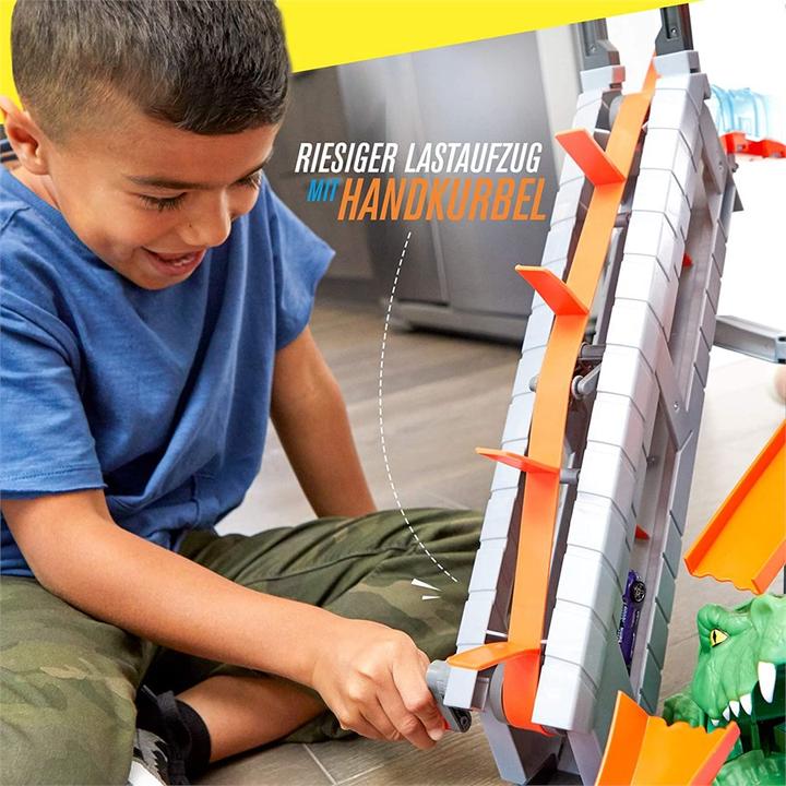 Actual product image Hot Wheels City Ultimate Car Wash