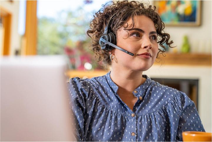 Actual product image Poly SAVI 8210 D2 SEHS EU (Wireless, USB-C)