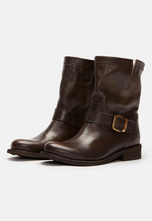 Actual product image Felmini GREDO 7176, the timeless and best-selling biker boot from, is made from soft leather. (37)