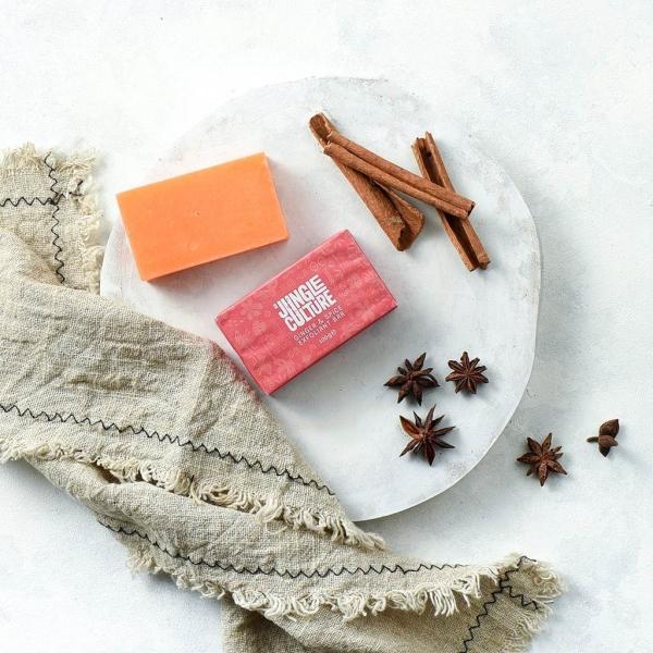 Actual product image Jungle Culture - Ginger & Spice Peeling Body Soap, Zero Waste (hand peeling)