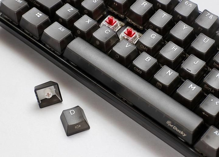 Produktbild Ducky One 3 Aura Black Mini Gaming Tastatur, RGB LED - Gateron Baby Kangaroo (US) (US, Kabelgebunden)