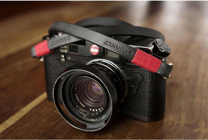 Produktbild Bronkey Tokyo 101 - Schwarz & Rot, 120 cm Leather strap, 120 cm