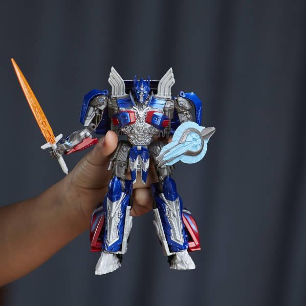 Produktbild Transformers Movie 5 Premier Voyager Optimus Prime