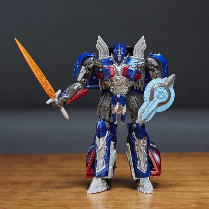 Produktbild Transformers Movie 5 Premier Voyager Optimus Prime