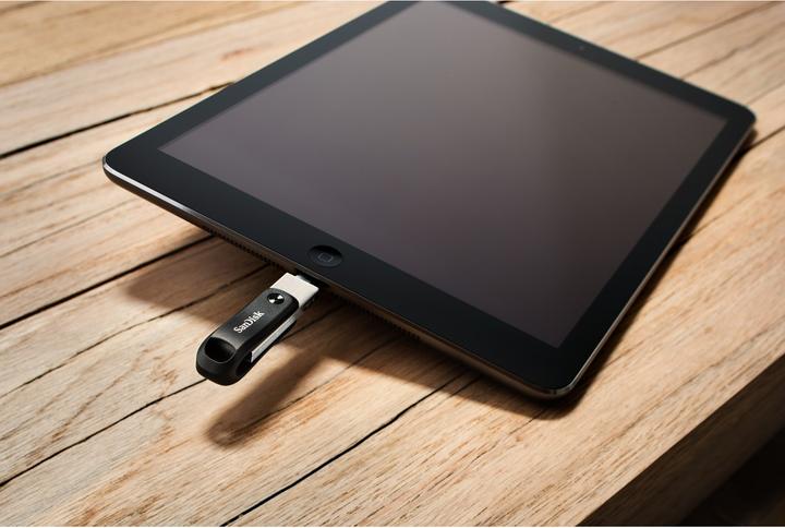 Produktbild SanDisk iXpand Go (128 GB, USB-A, Lightning)