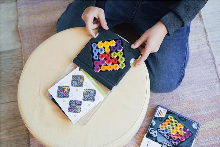Actual product image Smart Games IQ Gears (German, French, Italian, English)