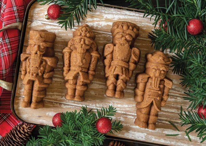 Produktbild Nordic Ware Backform Nussknacker Sweets Cakelet