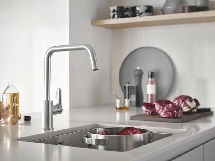 Produktbild Grohe Start QuickFix Küchenarmatur, hoher Auslauf, U-Form, schwenkbar, supersteel