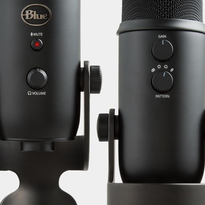 Actual product image Blue Yeticaster Pro Broadcast Bundle