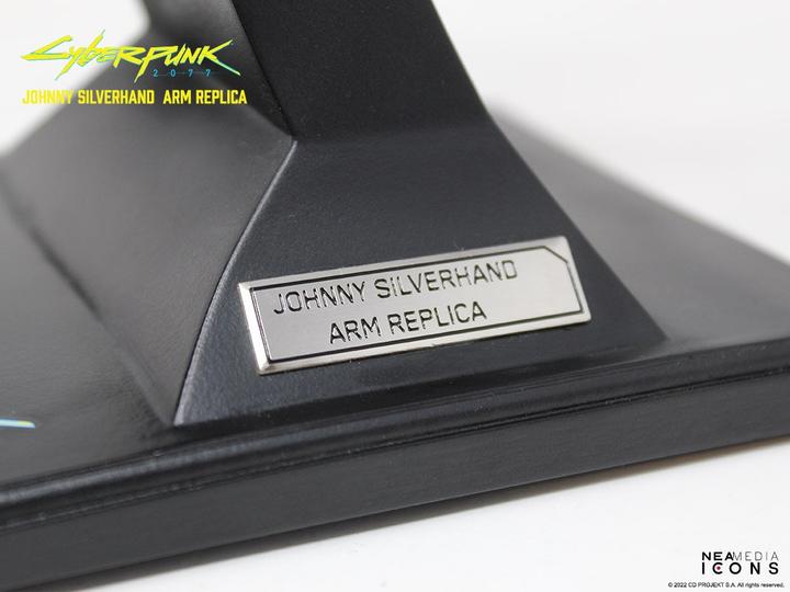 Actual product image Neamedia Cyberpunk 2077: Johnny Silverhand Arm Replica