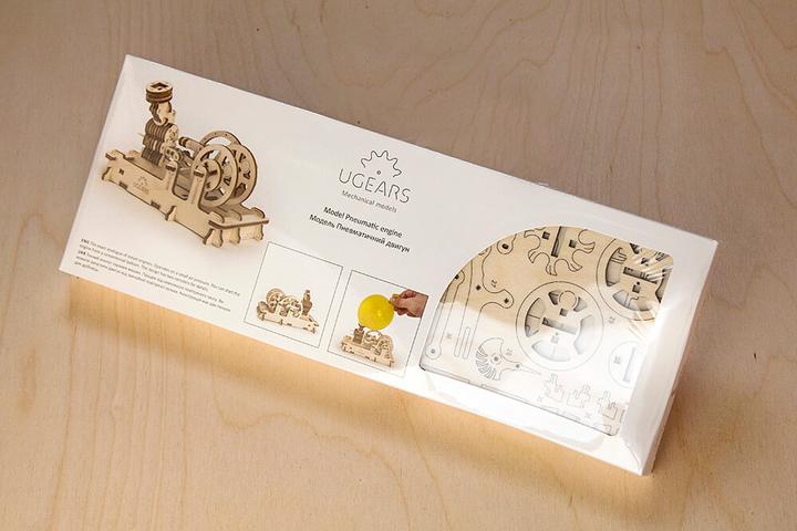 Actual product image Ugears Air motor