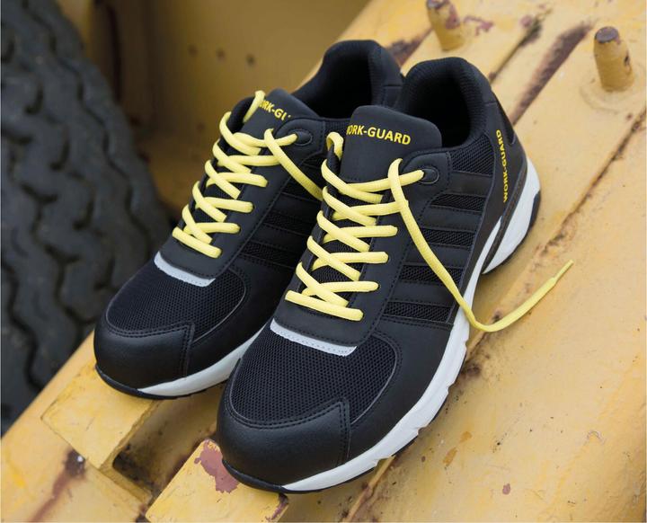 Actual product image Regatta Trainer (S1P, 47)