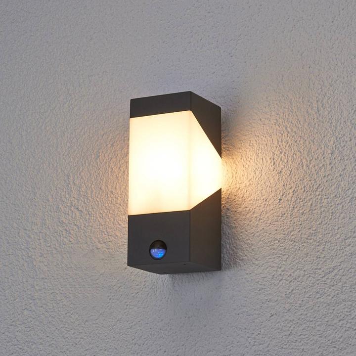 Image du produit Lucande Applique murale d'extérieur Kiran avec détecteur de mouvement (790 lm, E27, IP44)