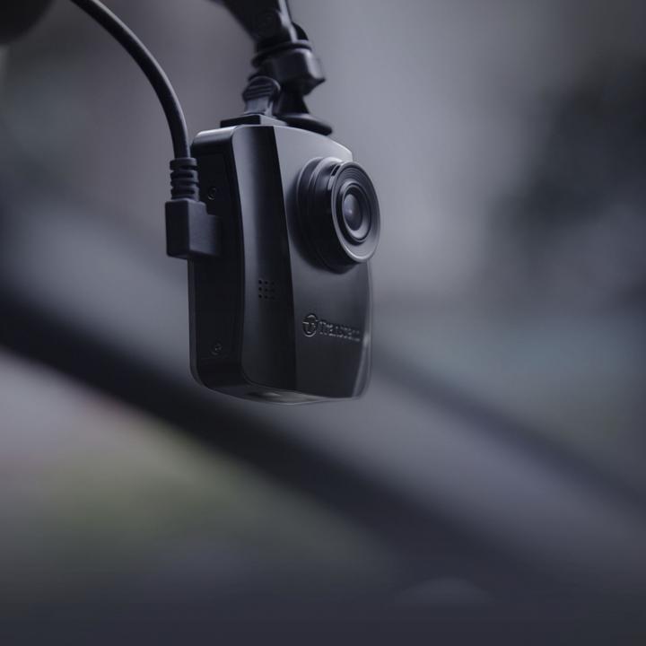 Produktbild Transcend Dashcam - DrivePro 110 - 64GB (Saugnapfhalterung) (Akku, Eingebautes Display, Beschleunigungssensor, Nachtsicht, Eingebautes Mikrofon, WQXGA)