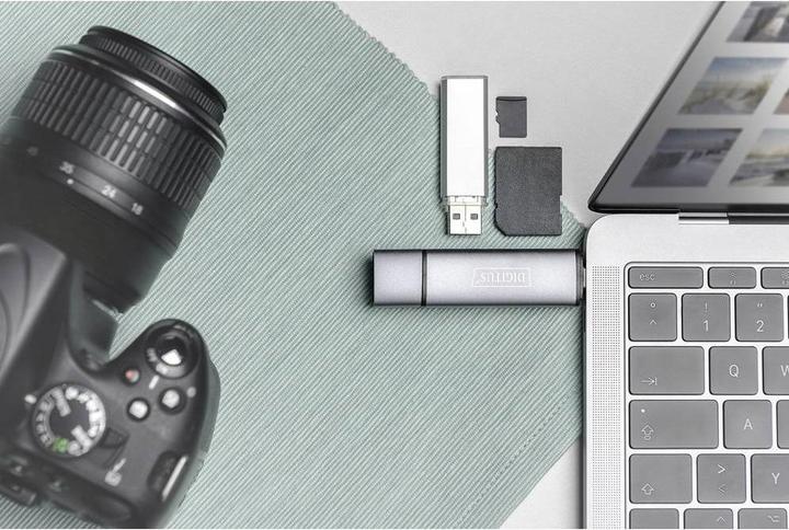 Image du produit Digitus Hub à double lecteur de carte (USB 3.0, USB 2.0)