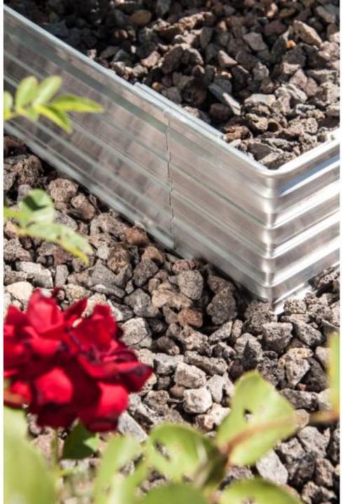 Actual product image Green Split Aluminium lawn edging Height: 10-14 cm, length: 1- 30 m (3000 cm)