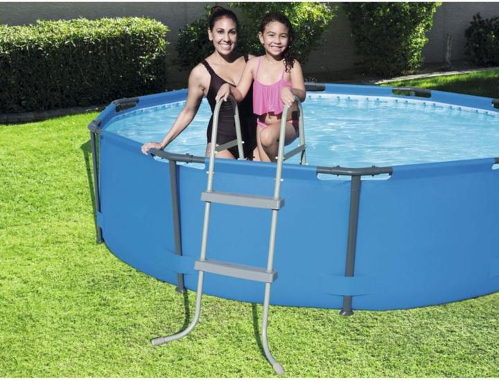 Actual product image Bestway Stairway surface swimming pool