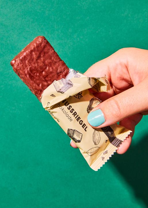 Actual product image KoRo Organic peanut bar with chocolate coating (1 pcs., 600 g)