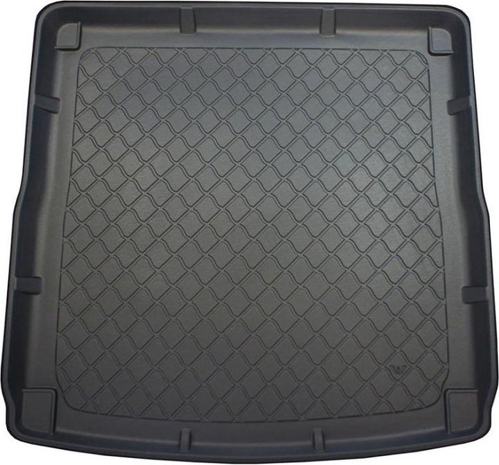 Actual product image Aristar Trunk tray for Audi A4 Avant / Chevrolet Cruze (station wagon) from 2008 to 2015