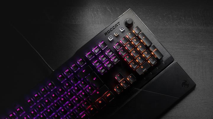 Actual product image Roccat Vulcan 121 Aimo (DE, Cable)