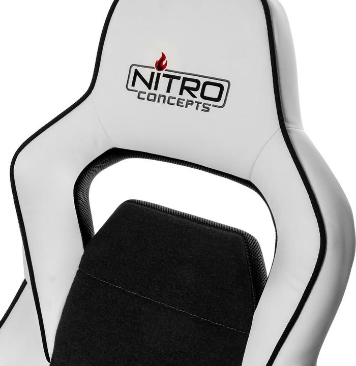 Actual product image Nitro Concepts E220 Evo