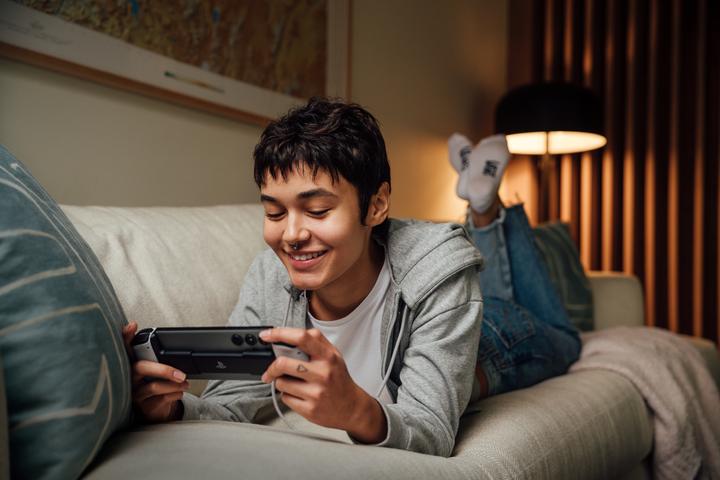 Produktbild Backbone One Playstation Edition (USB-C) - 2. Gen. (iOS, Android)