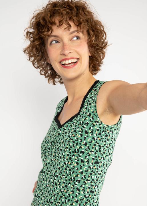 Actual product image Blutsgeschwister Let Romance Rule (M)