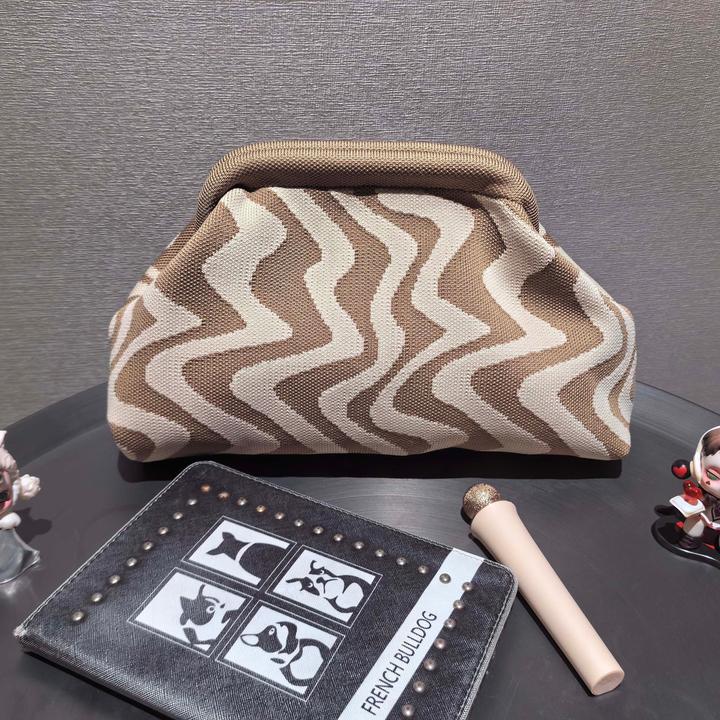Image du produit Only-Bags.Store Gestrickte Polyester Kosmetiktasche, grosse Kapazität Streifenmuster, lässig vielseitig Zip Tasche