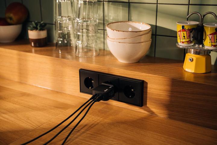 Actual product image Verbatim GaN Charger 70W 3 Devises (70 W)