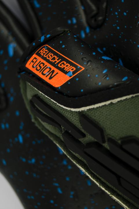 Image du produit Reusch Attrakt Freegel Fusion Goaliator gants de gardien enfants (10.5)