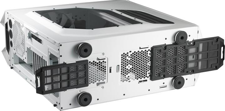 Actual product image Cooler Master Storm Stryker (ATX, XL-ATX)
