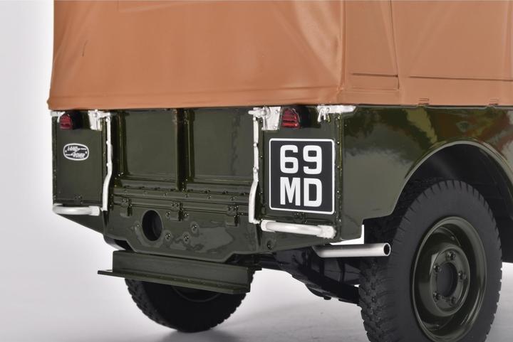 Image du produit Schuco Land Rover 80 vert foncé 1:12