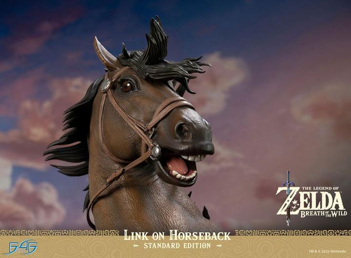 Immagine prodotto First 4 Figures ST Legend of Zelda Link of Horse Legend 56cm RESINA
