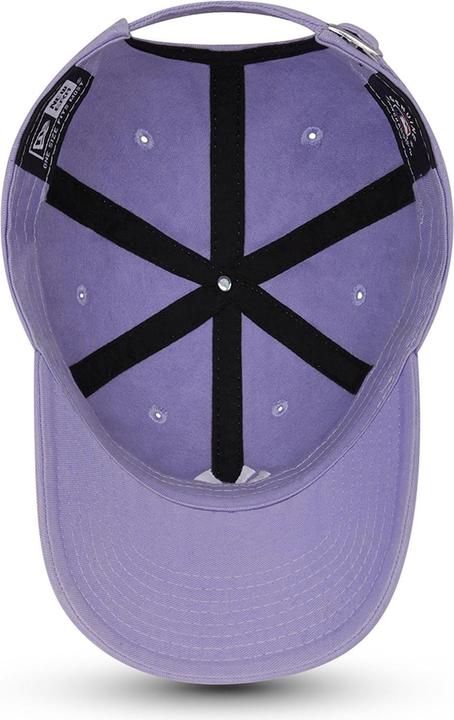 Actual product image New Era Casual Classics Washed New York Yankees Lavender