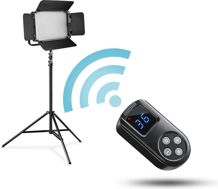 Actual product image Walimex LED Niova 600 Plus Daylight + Tripod WT-806 (Surface luminaire)
