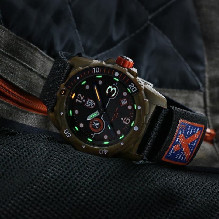 Image du produit Luminox Bear Grylls Survival 3720 Eco Series (Montre de plongée, 42 mm)
