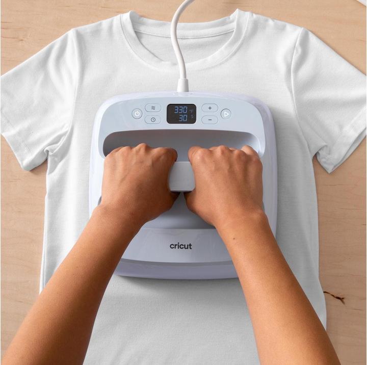Actual product image Cricut Joy Xtra Smart 3-piece iron-on film, Classic