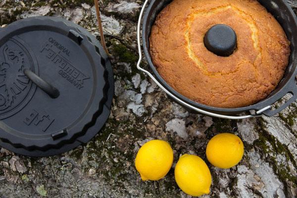 Actual product image Petromax Gugelhupfform gf1 with cake base lid (23.80 cm)