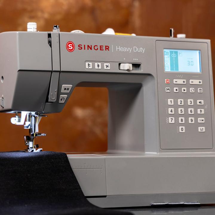 Actual product image Singer HD6805C