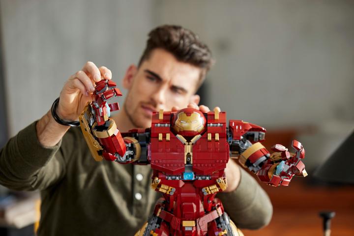 Image du produit LEGO Hulkbuster (76210, LEGO difficiles à trouver, LEGO Marvel)