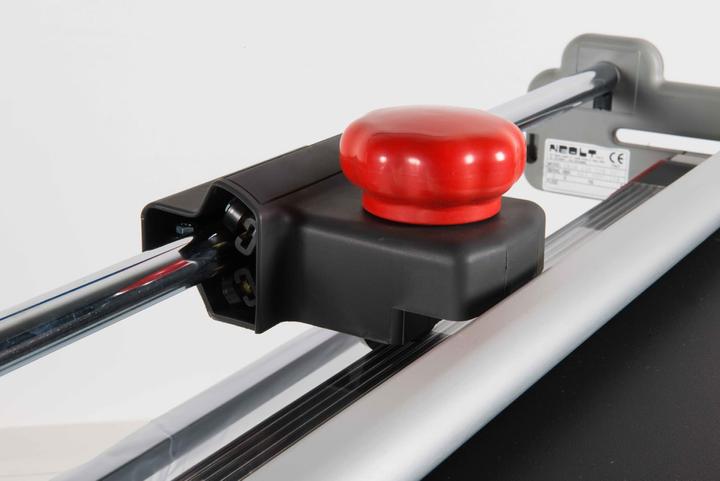Produktbild Neolt Manual Trim 200 Rollenschneider, Schnittlänge 200 cm mit Fuss, ohne (Plotterrollen)