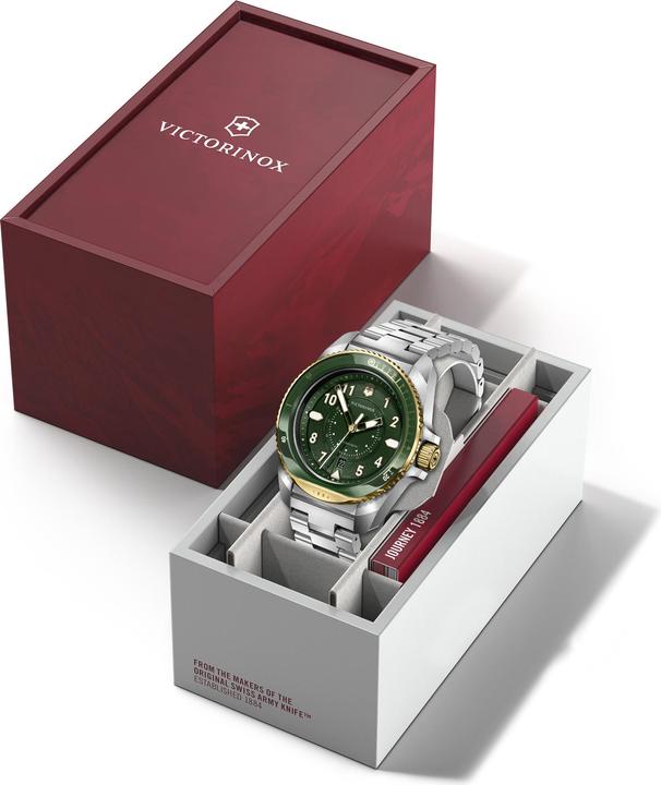 Immagine prodotto Victorinox Journey 1884 Quarzo Tre Lancette Acciaio e Minerale, Orologi subacquei, 43 mm, Quadrante verde (Orologio sub, 43 mm)