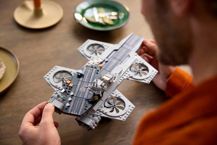 Produktbild LEGO Helicarrier der Avengers (76295, LEGO Marvel, LEGO Seltene Sets)