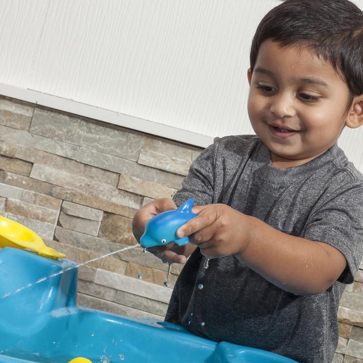 Actual product image Step2 Spill & Splash Seaway Water Table
