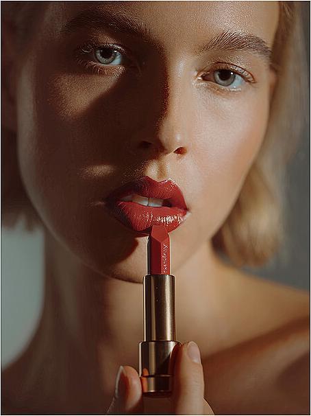 Actual product image Sisley Le Phyto Rouge No 200 (200 Rose Zanzibar)