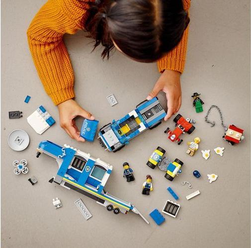 Actual product image LEGO Mobile Police Operations Center (60315, LEGO City)