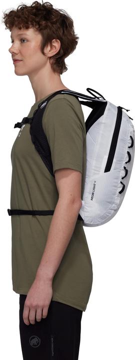 Actual product image Mammut Neon Light 12 (12 l)