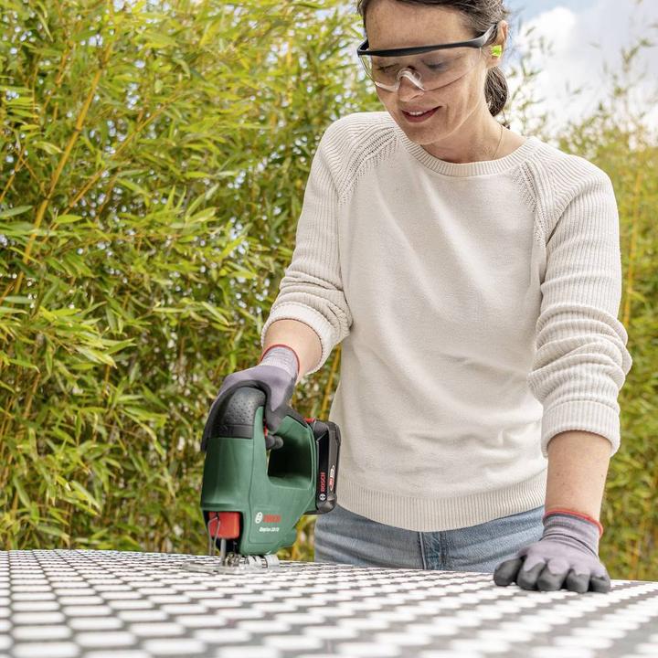 Produktbild Bosch Home & Garden EasySaw 18V-70 Set