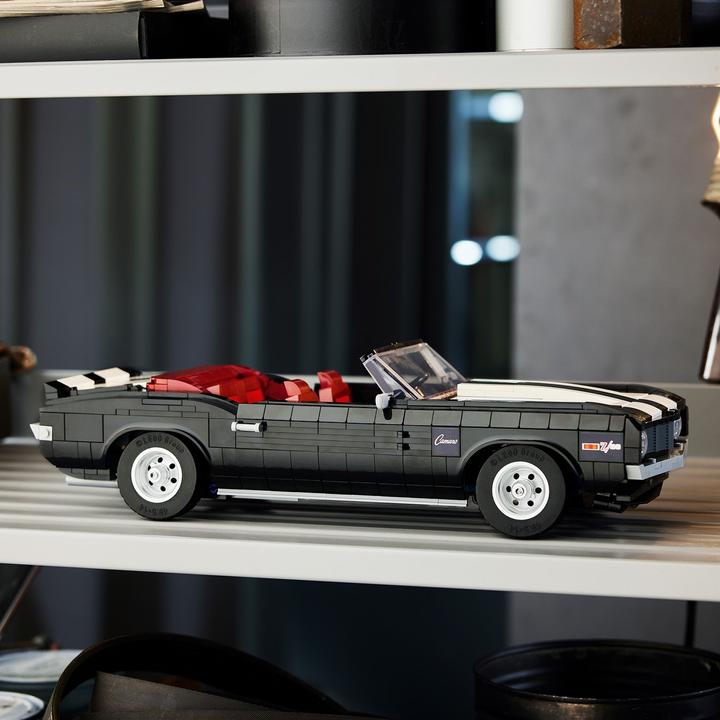 Image du produit LEGO Chevrolet Camaro Z28 (10304, LEGO difficiles à trouver)