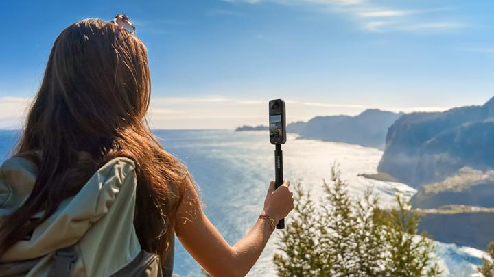 Actual product image Insta360 X4 Adventure Bundle (30p, Bluetooth, Wi-Fi)